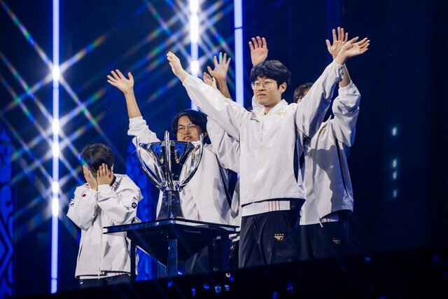 Chuyển nhượng T1 - Zeus