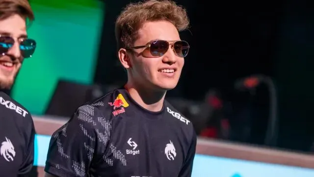 PARAVISION Bị Cấm Tham Dự RMR Để Chuẩn Bị Cho Shanghai Major Vì Sử Dụng Huấn Luyện Viên Bị Cấm